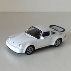 Macheta Porsche 911 Turbo 964 alb- Welly 1/60