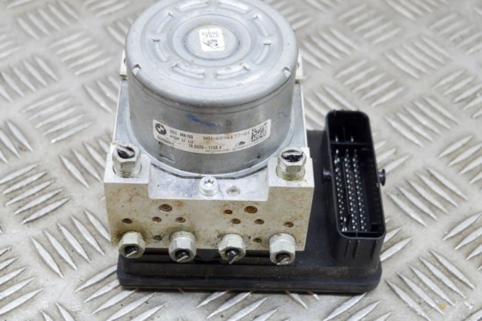 Pompa ABS BMW i3 I01 2021 OEM: Hatchback | 18057319