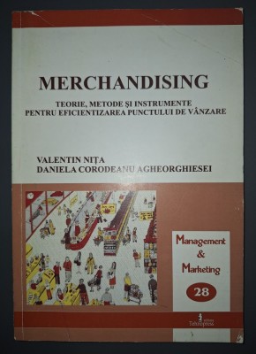 Valentin Niță, Daniela Corodeanu Agheorghiesei - Merchandising foto