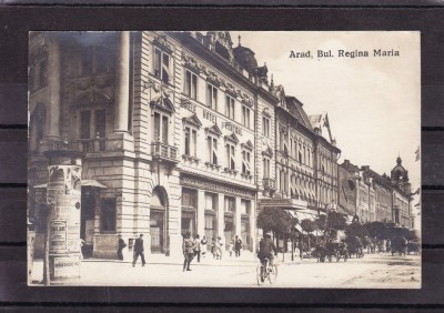 ARAD BULEVARDUL REGINA MARIA HOTEL CENTRAL BANCA MAGAZINE foto