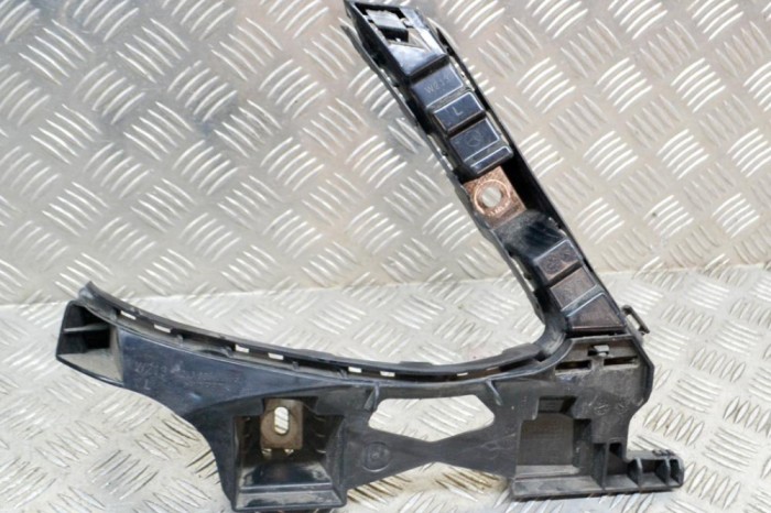 Suport bara de protecție st&acirc;nga spate MERCEDES-BENZ E W213 2017 OEM: A2138850065 13660065