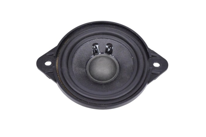 Difuzor ușă dreapta față AUDI Q5 8R 2013 OEM: 8R0035416 28112156
