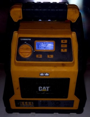Robot pornire ( starter ) auto profesional cu compresor, USB si proiector LED - CAT CJ1000DCPUK foto