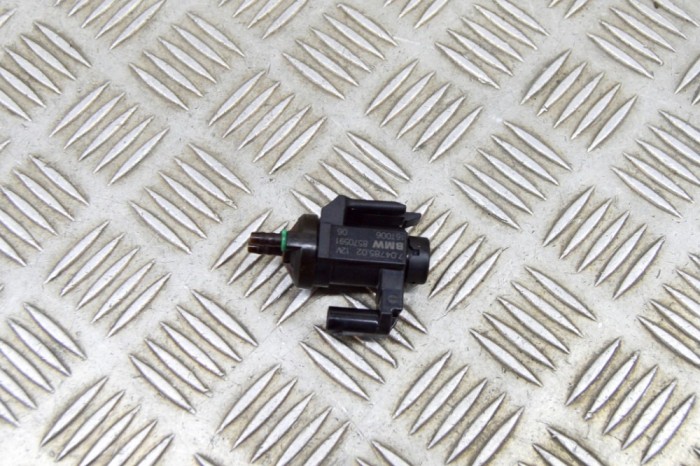 Supapa solenoid BMW 3 F30, F80 2016 OEM: 8570591,7.04785.02 | 16847419