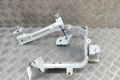 Suport aripa st&amp;acirc;nga față AUDI Q7 4M 2016 OEM: 4M0821431,4M0821167A,4M0821131C,4M0821137B | 32061363 foto