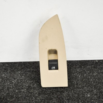 Buton geam ușă dreapta spate VW CC 358 2012 OEM: 3C8867376A7L6959855B 2570268 foto