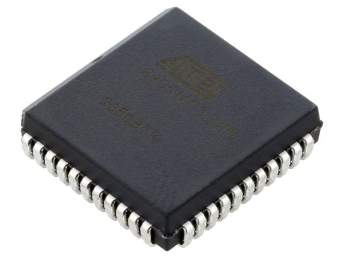 Microcontroler 8051 cu Interfață SPI și UART