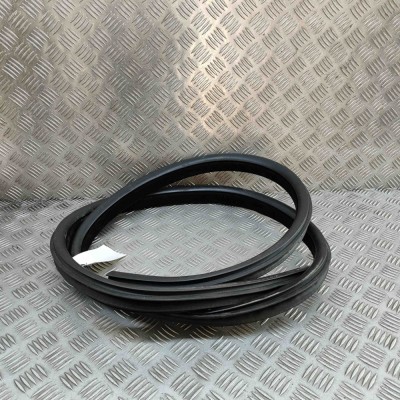 Garnitura ușă dreapta spate LAND ROVER RANGE ROVER VELAR L560 2018 OEM: LR113848,J8A2-253A10-AD foto