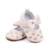 Pantofiori ivoire cu inimioare aurii (Marime Disponibila: 9-12 luni (Marimea 20