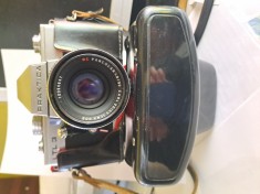 Aparat foto de colectie Vintage cu film PRAKTICA , cu husa originala