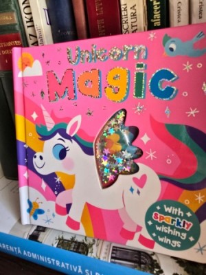 Unicorn Magic - My magical board book (Cartea mea magica - Magia unicornului - carte in limba engleza) foto