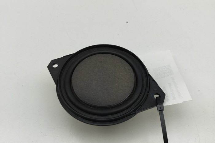 Difuzor ușă dreapta spate AUDI Q3 F3 2021 OEM: 83A035416 31716061