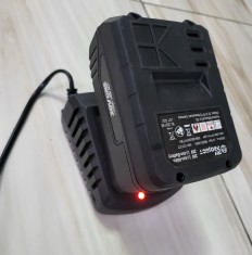 Set incarcator 20 v ?i acumulator 4 Amperi 20v my Project foto