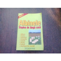 ALBINELE. STUPINA DE LANGA CASA