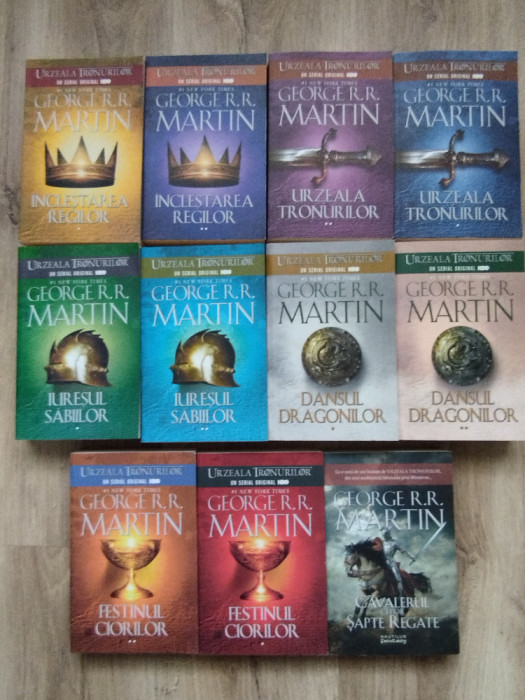 George R. R. Martin - saga Cantec de gheata si foc (10 vol. + bonus*) &ndash; fantasy