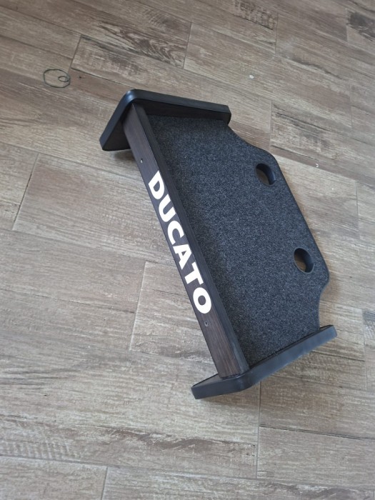 Masuta bord Fiat Ducato cu suport de pahar
