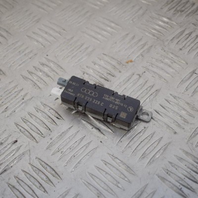 Amplificator de antena AUDI A5 Sportback 8TA 2010 OEM: 8T8035225C 1126334 foto