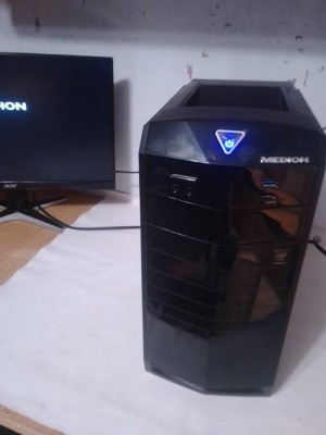 unitate pc i5 4460 3.20 ghz ,8 gb ddr3 , 500 gb hdd, nvidia gtx 750ti ,wifi foto