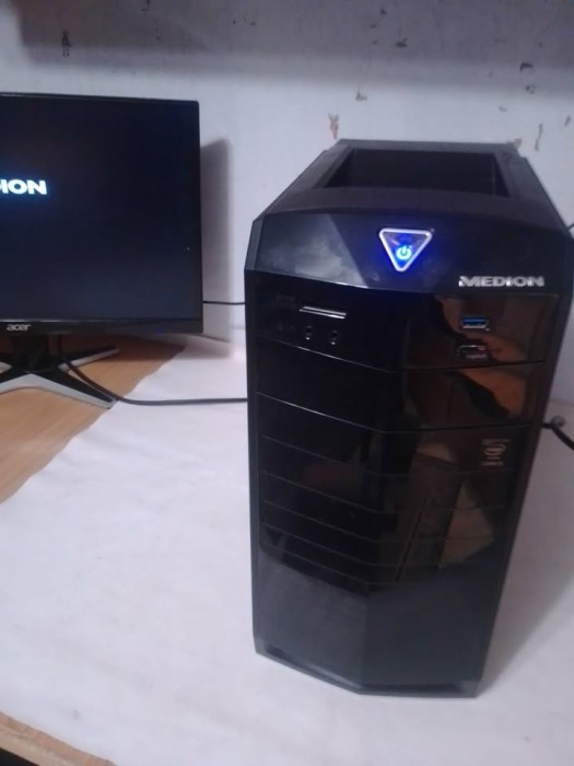unitate pc i5 4460 3.20 ghz ,8 gb ddr3 , 500 gb hdd, nvidia gtx 750ti ,wifi