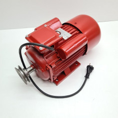 Motor Electric 4 Kw 220V 3000 rot min monofazat 5.5 Cp TransGratuit foto