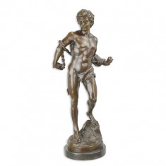 Sclav mare - statueta din bronz pictat pe soclu din marmura YY-118