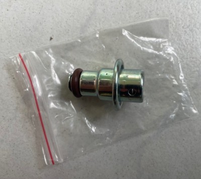 Regulator presiune combustibil Suzuki GSX-R GSXR1000 07-18 GSXR600 GSXR750 08-18 foto