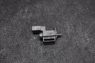 Supapa solenoid AUDI A6 4G2, C7, 4GC 2014 OEM: 037906283C | 2075184 foto