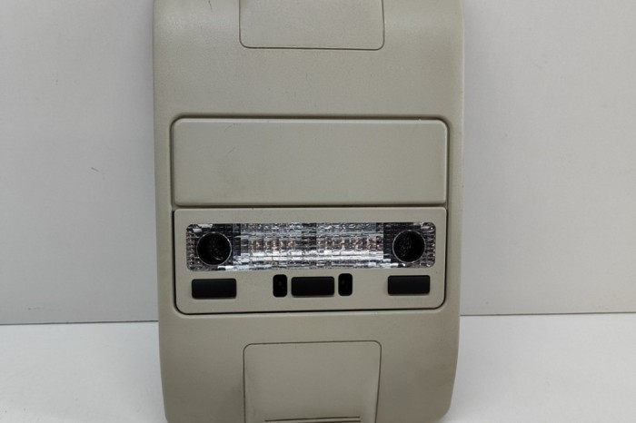 Iluminare interioară LAND ROVER RANGE ROVER III L322 2012 OEM: 6H42-24730-CA,AH42-15K609-AC,28237142 25216693