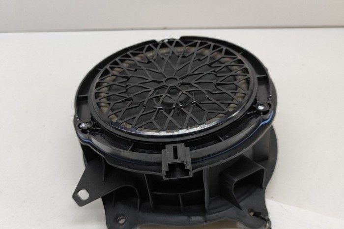 Difuzor ușă dreapta față CITRO&Euml;N DS7 Crossback 2023 OEM: 9809320180,9817150880 27959260