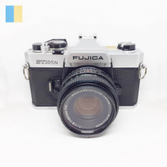Fujica STX-1N cu X-Fujinon 50mm f/1.9 FM foto