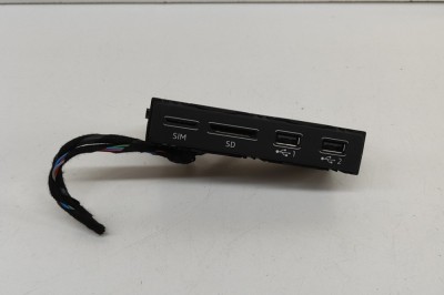 USB AUDI A6 4A2, C8 2019 OEM: 4N0035736A 29857208 foto