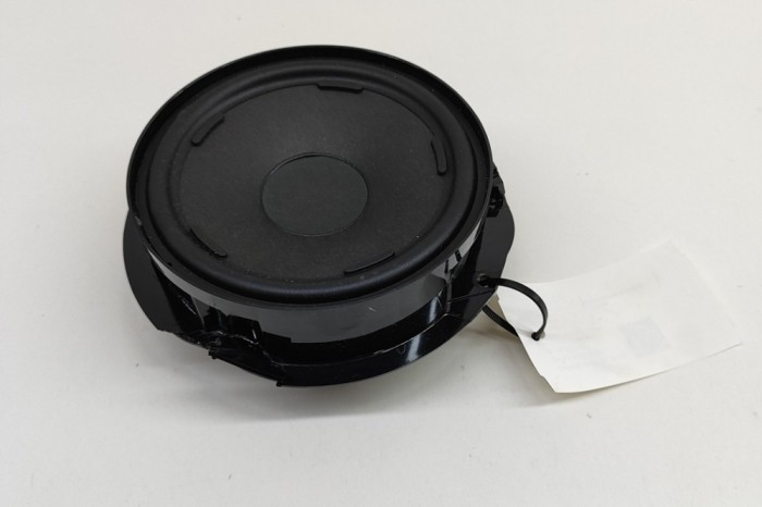 Difuzor ușă dreapta spate AUDI Q4 SUV F4B 2022 OEM: 11A035453E 22750033