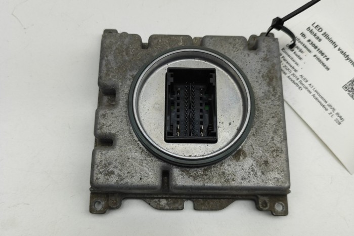 Unitate de control lumini LED AUDI A3 Limousine 8VS, 8VM 2018 OEM: 7PP941572AC,7PP941572A 30810674
