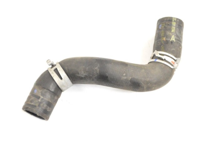 Furtun de lichid de răcire TOYOTA C-HR _X1_ 2018 13723046