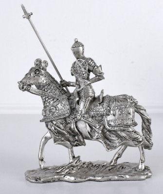 Calaret cu cal din polystein cu tabla argintie RF004 foto