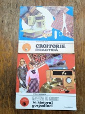 Masina de cusut + Croitorie practica / R7P1F