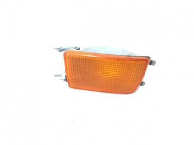 Lampa semnalizare fata VOLKSWAGEN GOLF III (1H), 08.1991-04.1999; VENTO/JETTA (USA) (1H), 01.1992-10.1998, partea stanga, ULO, tip bec P21W; galben foto