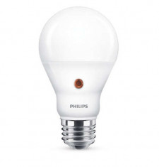 Bec LED cu senzor lumina Philips E27 6.5W 60W 806 lm A++ Lumina alba rece foto