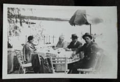 Fotografie tip carte postala, plimbare la Snagov, 1933