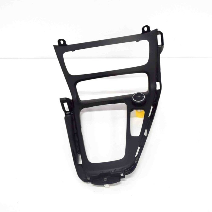 Ornament consola centrală FORD FOCUS III 2018 OEM: F1EB-A044H83-B,F1EB-A044H83-D,F1EB-A044H83-BJW,F1EB-A044H83-DJW 10599070