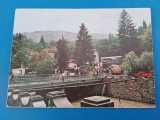 CPIB 23044 CARTE POSTALA - OLANESTI, VEDERE, CIRCULATA, 1977, STAMPILE, TIMBRU, AUTOBUZ, AUTOTURISM