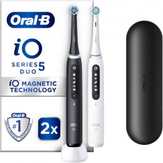 Set 2 x Periuta de dinti electrica Oral-B iO5 cu Tehnologie Magnetica si Micro-Vibratii, Inteligenta artificiala, Display conversational, Senzor de pr