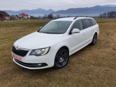 Skoda Superb foto