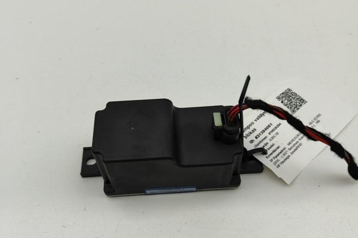 Unitate de control tensiune MERCEDES-BENZ GLC C253 2021 OEM: A2059053414 31384061