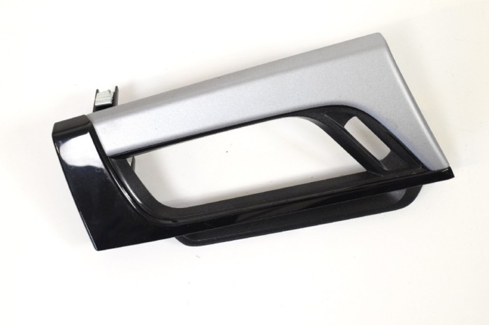 nerasta BMW X1 F48 2014 OEM: 9292141 11530967