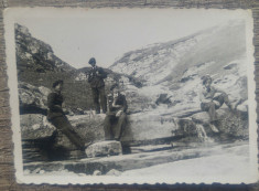 Elevi militari in excursie, Valea Jepilor// 1942 foto