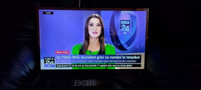 TELEVIZOR SOURIA 22 inch LED Negru Smart TV oglindă foto
