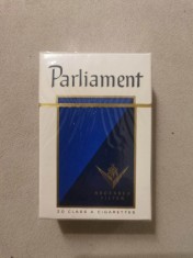 PACHET TIGARI DE COLECTIE PARLIAMENT S.U.A ANII 80 PLIN SIGILAT NEDESFACUT foto