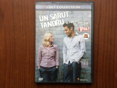 un sarut tandru Ae Fond Kiss just a kiss 2004 regia Ken Loach dvd video disc film romantic dragoste NM