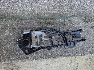 Suport m&amp;acirc;nere uși VW Passat B6 foto